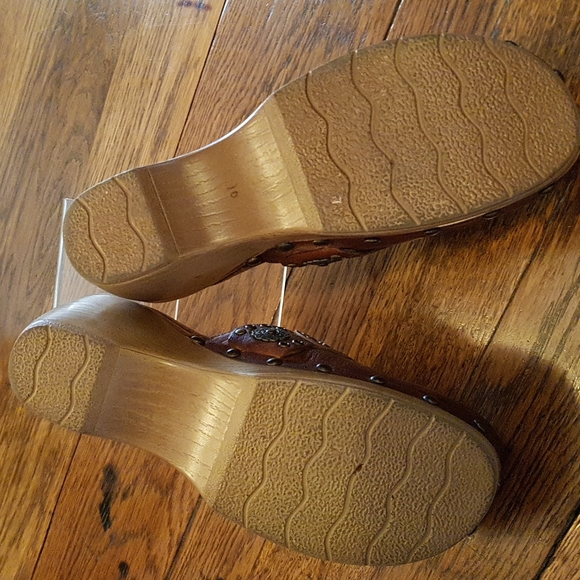 White Mountain clogs/ mules - Picture 6 of 6